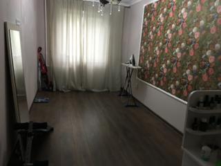 Apartament cu reparație euro cu mobila și tehnica!!!! URGENT.