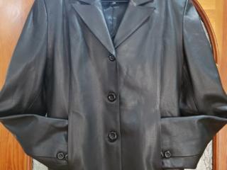 Кожаная куртка-пиджак, черного цвета