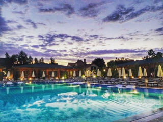 Требуются повара. Жилье предоставляем