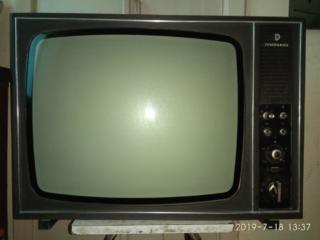 Телевизор черно-белого изображения «Рекорд-В312»