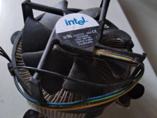 Продам корпус компьютер на запчасти