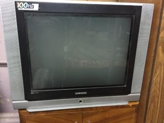 Продаю телевизоры Самсунг 100 г\ц, супер, есть для кухни небольшой