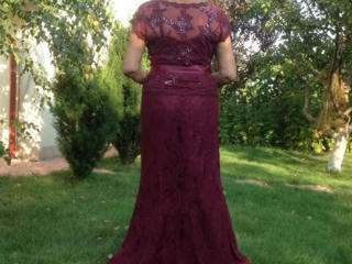 Платье вечернее новое -кружевная ткань, цвет гнилая вишня, USA, р-48
