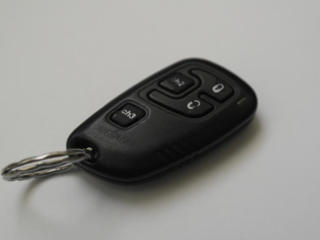 Утерян ключ от автомобиля Wolkswagen с брелком от сигнализации Sheriff