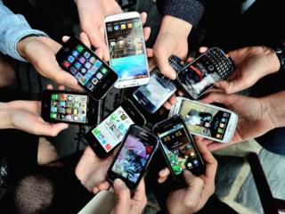 Смартфоны и мобильные телефоны