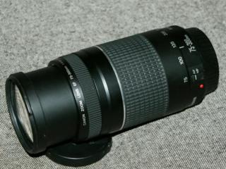 Телеобъектив Canon EF 75-300mm f/4.0-5.6 III в идеальном состоянии