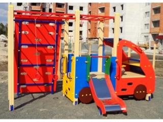 Детская площадка "Машинка с гимнастическим комплексом". В наличии.
