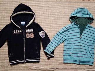 Костюмы, свитер, куртка, джинсы, шапки, футболка, кофта, рубашки.