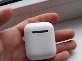 Apple Airpods-2 case (boxa de la airpods fara casti)