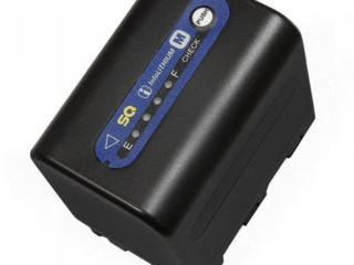 Аккумулятор SONY NP-QM71D + зарядное для камеры, разные шнуры
