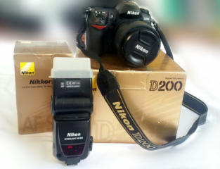Продам Nikon D200, D80 и вспышку Nikon SB-800