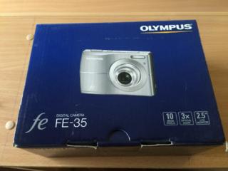 Новый в упаковке фотоаппарат Olympus FE-35