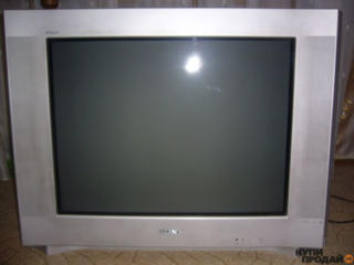 Телевизор Sony Тrinitron (Япония) Б\У, д. 54 cм, рабочий, с пультом.