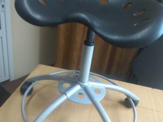 Анатомический стул