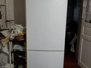 Холодильник б/у в отличном состоянии