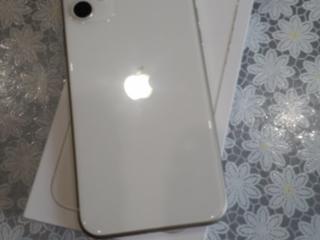 Продам iPhone 11 64gb в Белом цвете