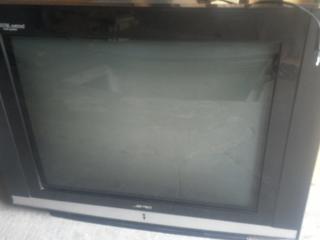 Телевизор под ремонт 100 руб