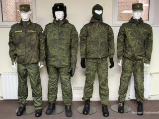 Военная одежда цифра российская, шапки, форма РФ, берцы, тельняшки