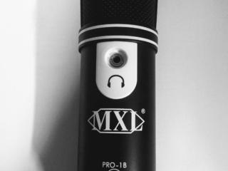 Продам студийный микрофон