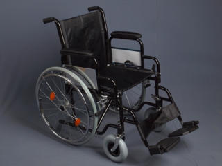 Инвалидная коляска, ходунки - новые