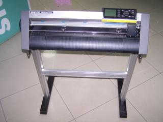 Рулонный режущий плоттер Graphtec CE6000-60 Plus