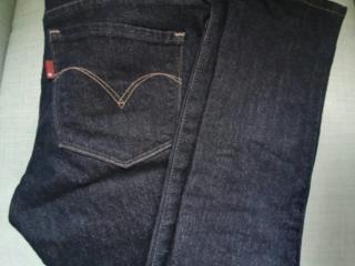 Джинсы женские Levis Demi Curve Modern Rise Skinny Jeans W2 зауженные