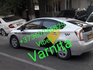 Водитель такси Бендеры/Varniţa на своем автомобиле