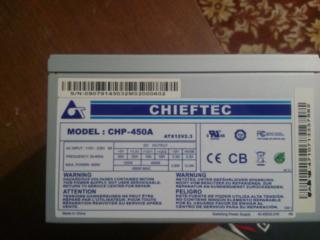 Блок питания Chieftec 450 W.
