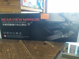 Зеркало-видеорегистратор абсолютно новый.