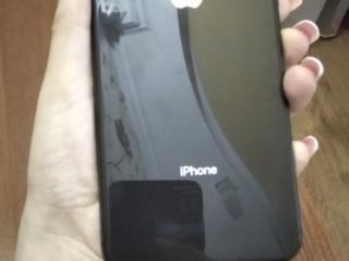 Iphone 8 PLus - 64 Gb