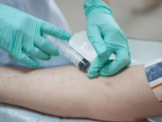 Picuratori si Injectii intravenoase, intramusculare garantez Calitate