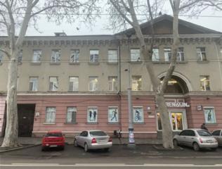 Аренда фасадного помещения в центре, фасад Одесса