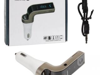 ФМ модулятор carG7 с блютузом, микрофоном и ответом на звонок.