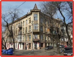 Продам 4 ком. квартиру в центре города ул. Нежинская / пер. Богданова 