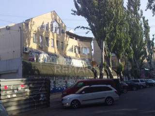 Se dă inchirie spațiu comercial amplasat pe strada Armenească,in ...