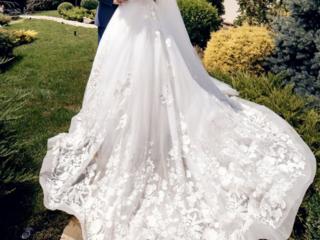 Свадебное платье “MillaNova”