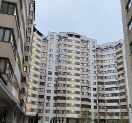 Despre apartament: - Nr odai 1 + living  - Reparatie Euroreparație  ..