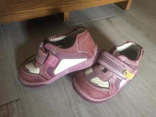 Pantofiori ortopedici pentru fetita