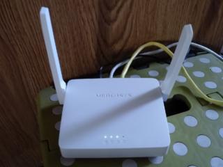 Продам новый(на гарантии) WiFi роутер Mercusys MW302R