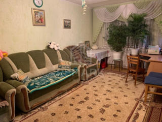Se vinde apartament cu 2 odăi separate, amplasat pe str. Sucevița, ...