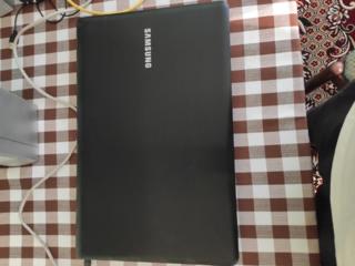 Lenovo, Samsung (i5. 8gb. 500gb)
