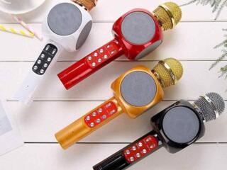 Наушники и караоке-микрофоны