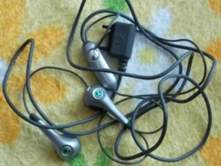 Продаю Наушники для Sony Ericsson и другие наушники
