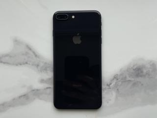 ПРОДАМ iPhone 8+, 64 гб