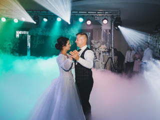 Un show de lumini unic si fantastic cu efecte de fum greu la nunta