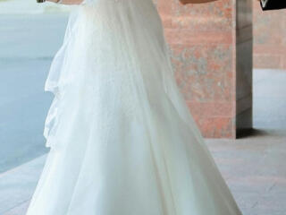 Продам свадебное платье в идеальном состоянии, не венчанное.