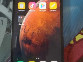 Продам Xiaomi mi 7 в отличном состоянии в комплекте зарядка и чехол 90