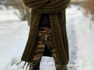 Кардиган мужской с капюшоном. Полушерсть натуральная. Ручная вязка