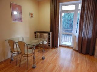 Сдам на длительно 2х этажный дом на Золотой Горке