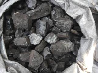 Фабричный орех Каменный уголь в мешках по 40 кг